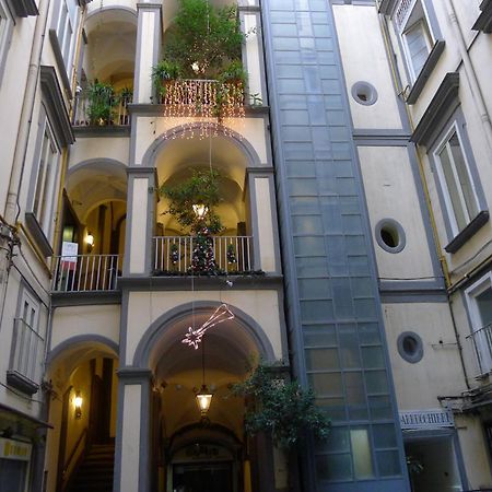 B&B Napoli Plebiscito Екстериор снимка