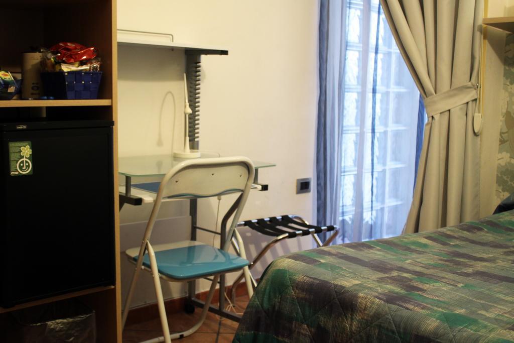 B&B Napoli Plebiscito Стая снимка